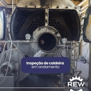 A inspeção de caldeira está em andamento pela equipe técnica da REW, realizada com todo o cuidado e profissionalismo. O processo garante segurança, eficiência e conformidade com as normas, além de prevenir falhas, evitar paradas inesperadas e assegurar o máximo desempenho dos equipamentos.   📲 Entre em contato pelo link da bio e agende uma inspeção!  #rewengenharia #nr13 #inspecaonr13 #caldeiras #tubulações #valvulasdeseguranca #vasosdepressão